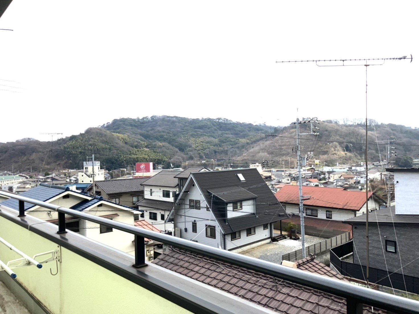 水吞向丘売住宅 