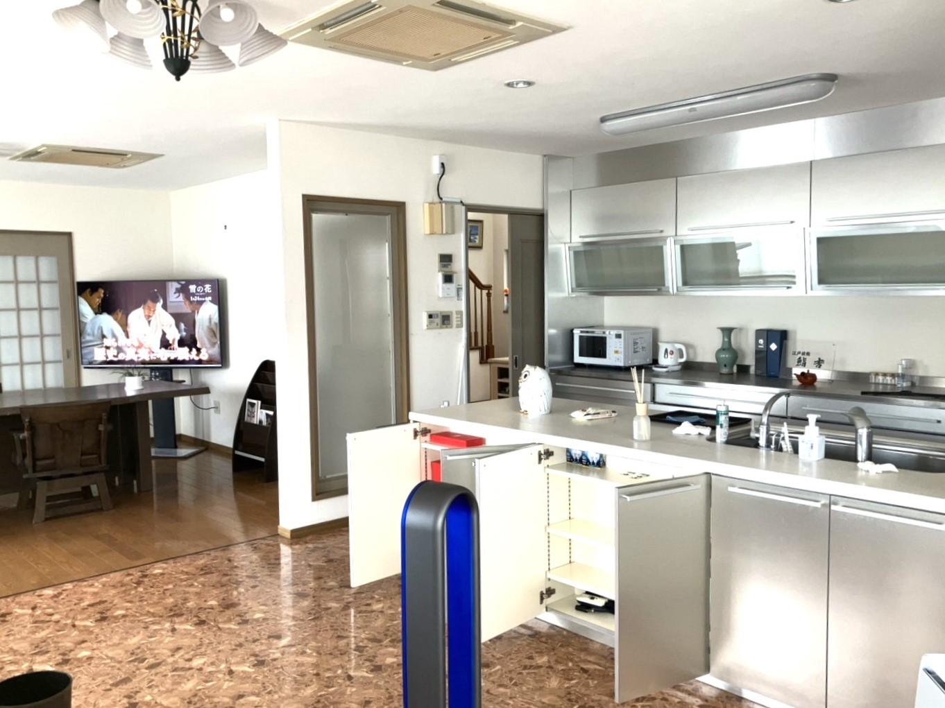 水吞向丘売住宅 