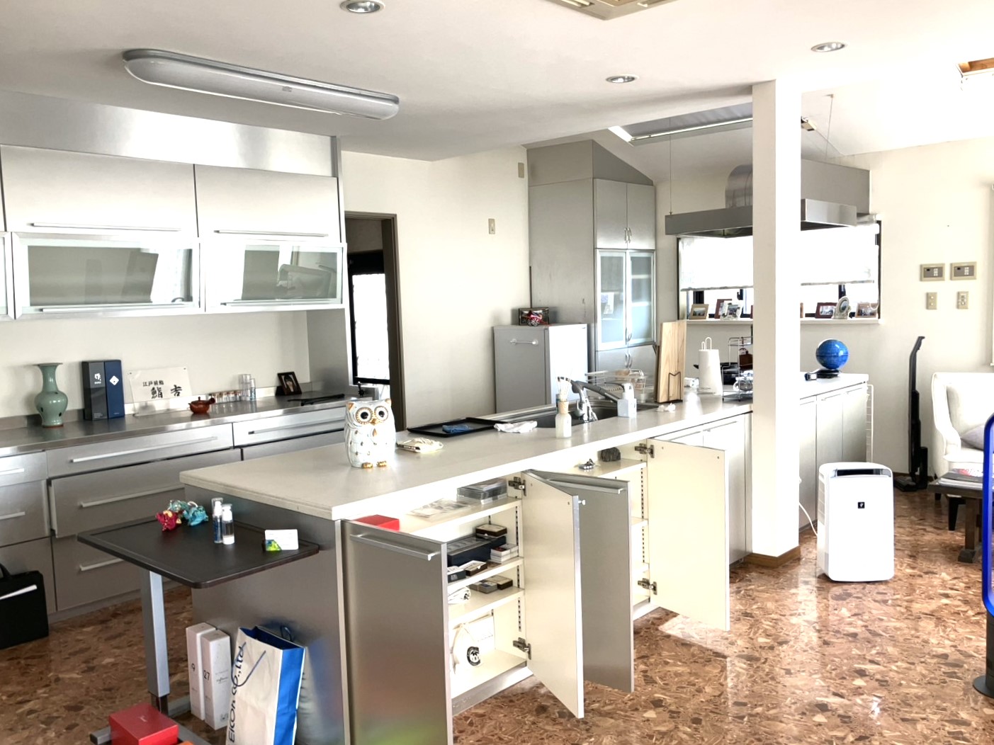 水吞向丘売住宅 