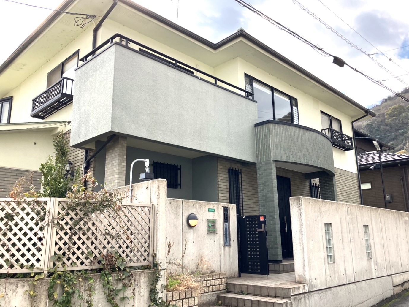 水吞向丘売住宅 
