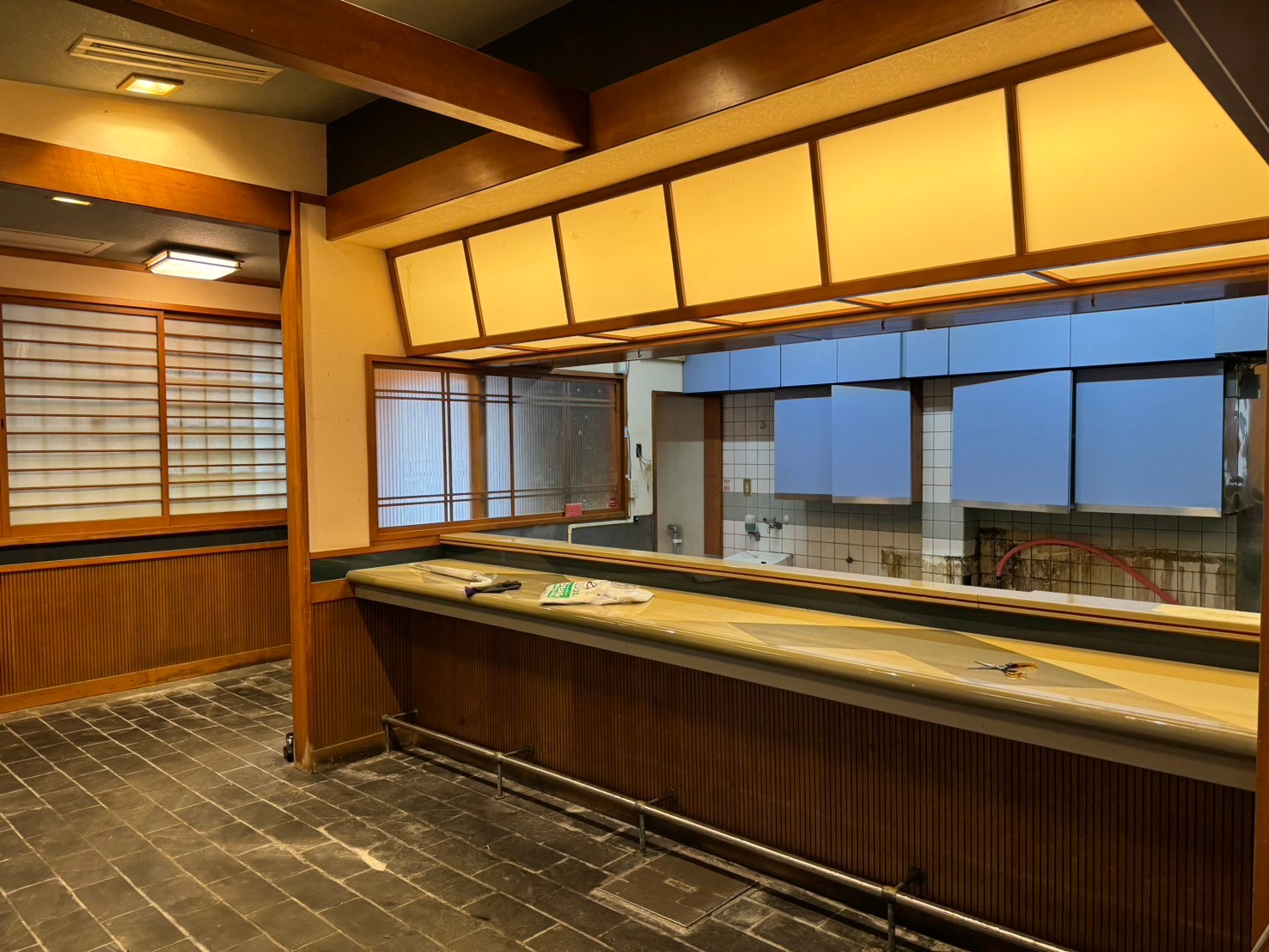 尾道市久保　売店舗 