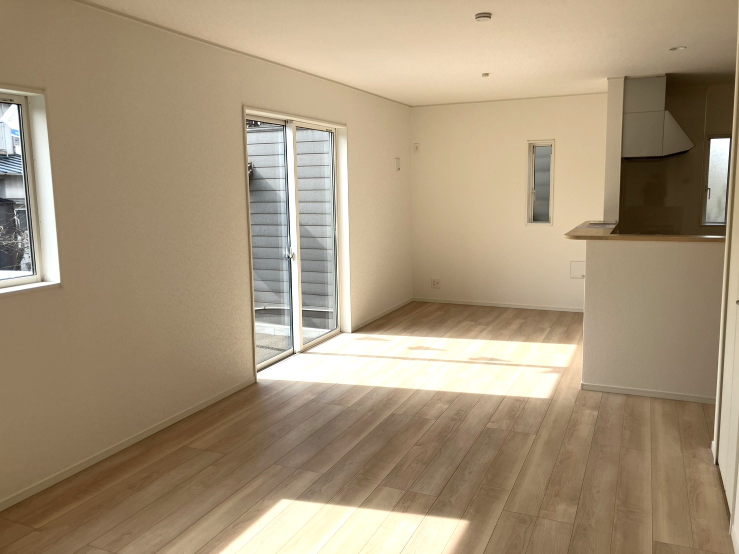 人気の春日町。日当りも良く、静かな住宅街です。 