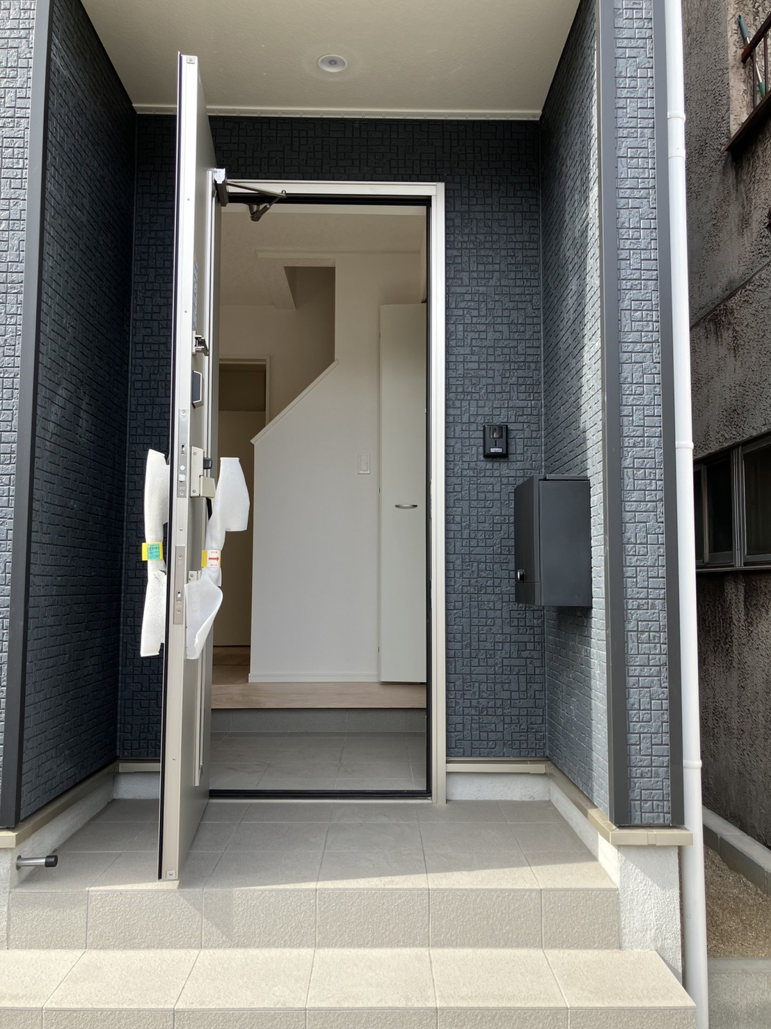 人気の春日町。日当りも良く、静かな住宅街です。 