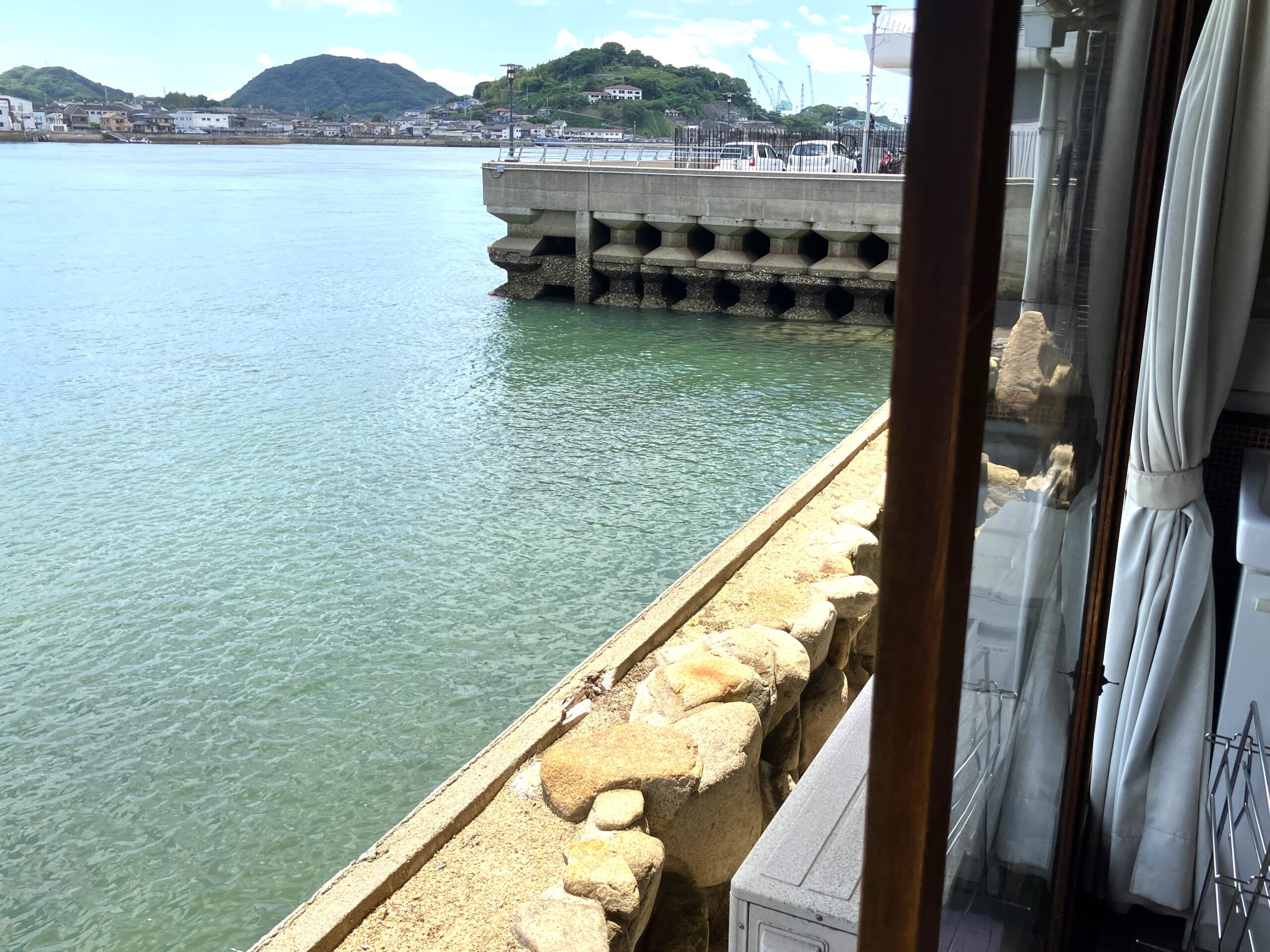 尾道市久保2丁目　貸店舗 