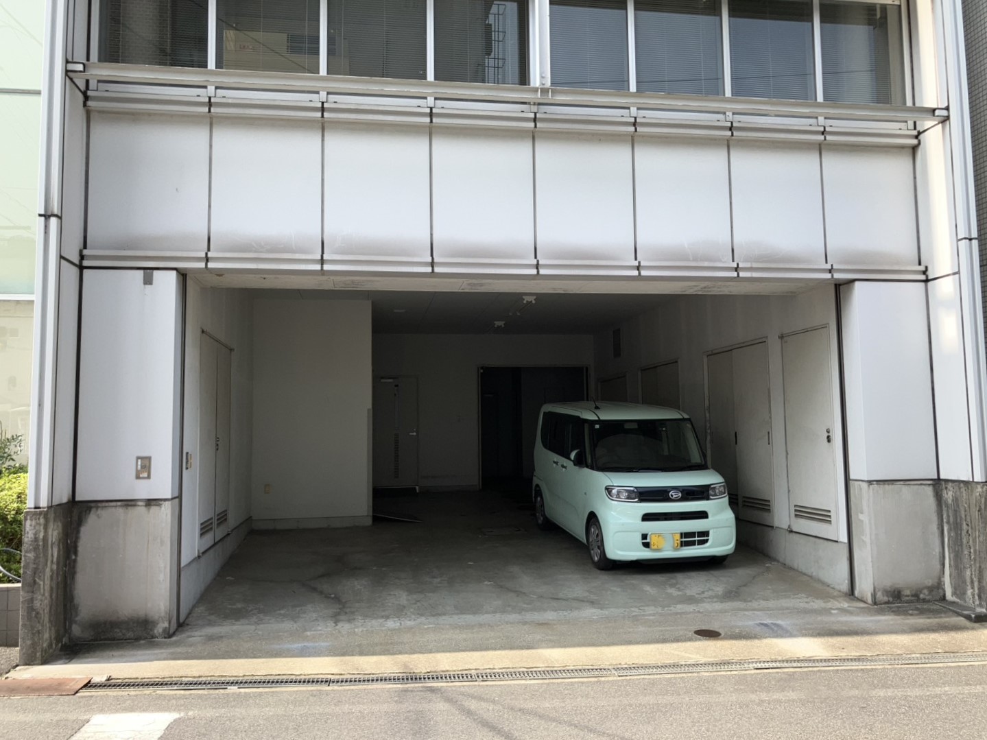 尾道市因島土生町　売事務所 