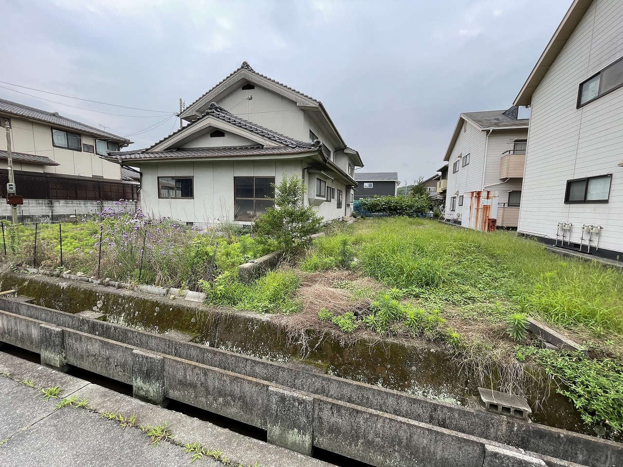 尾道市高須町　売土地【西側】 