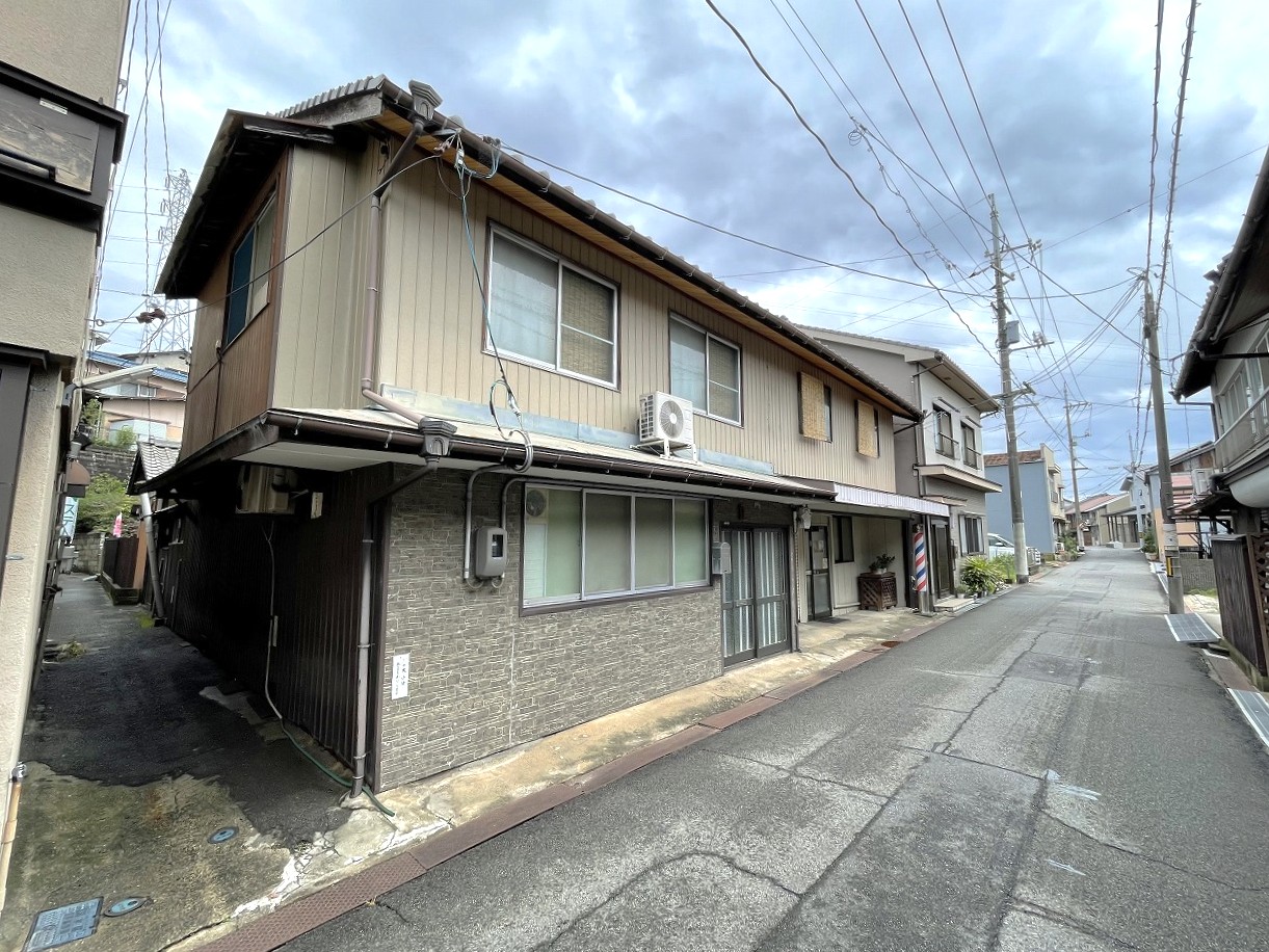 尾道市因島土生町　店舗兼住宅 