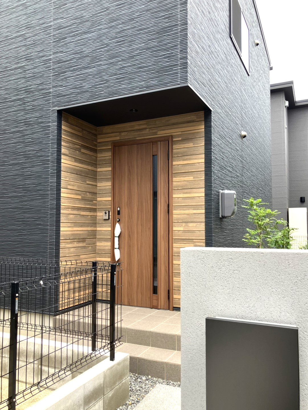 福山市引野町4丁目②　2号棟 