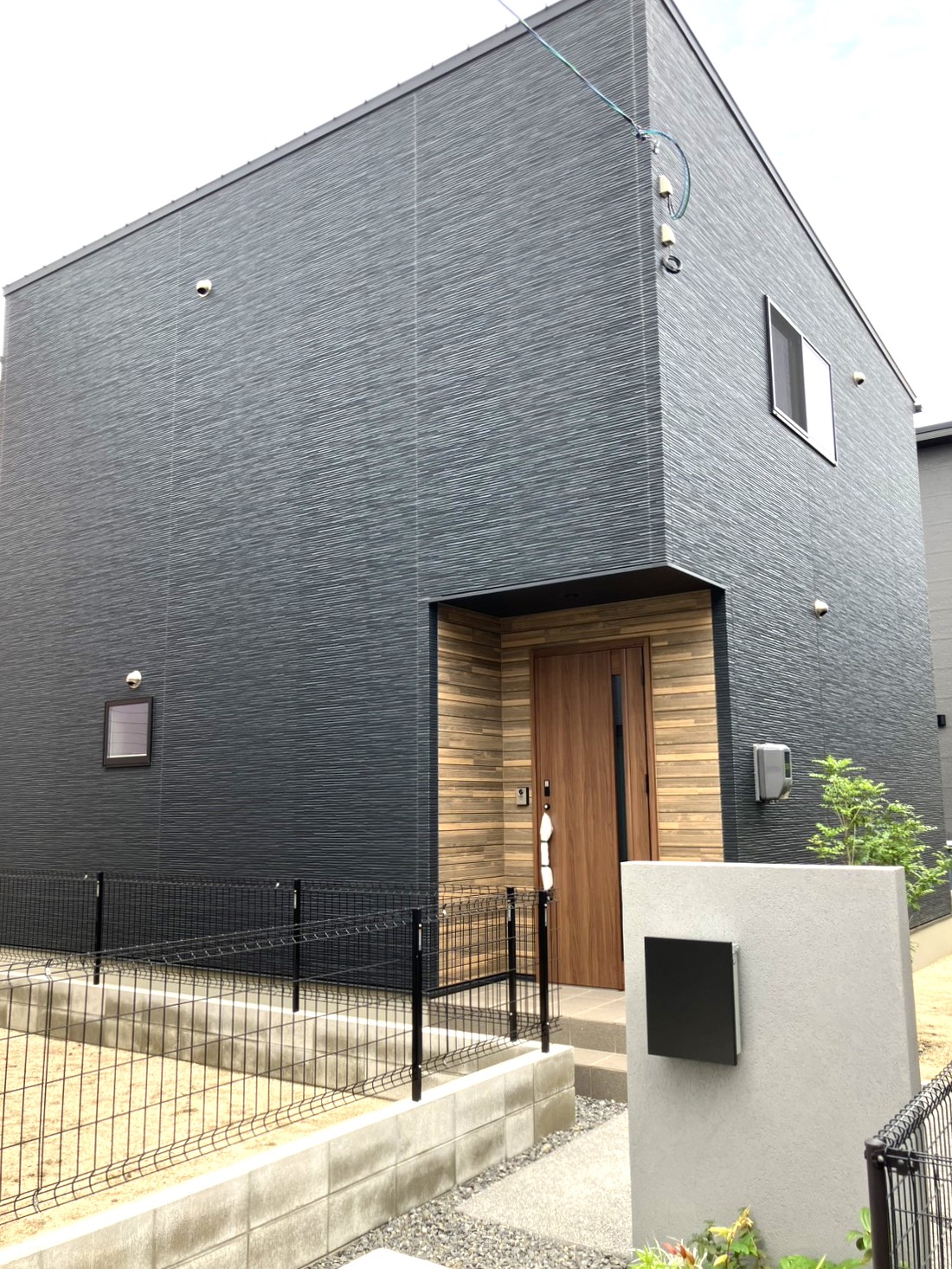 福山市引野町4丁目②　2号棟 